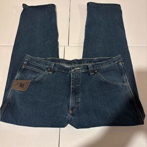 Wrangler Riggs Workwear Men’s Size 40x30 Straight Leg Blue Denim Jeans